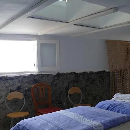 Nyaraló Edenita C Uga